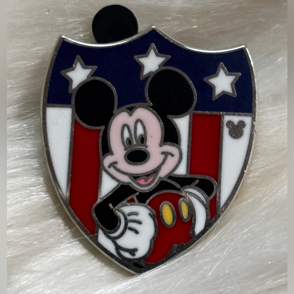Disney Mickey Mouse Red White And Blue Shield Pin
